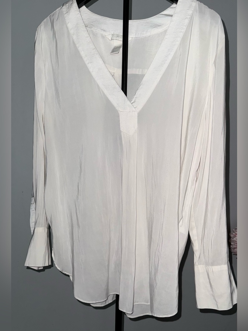 H&M White V-Neck Long Sleeve Tunic Blouse